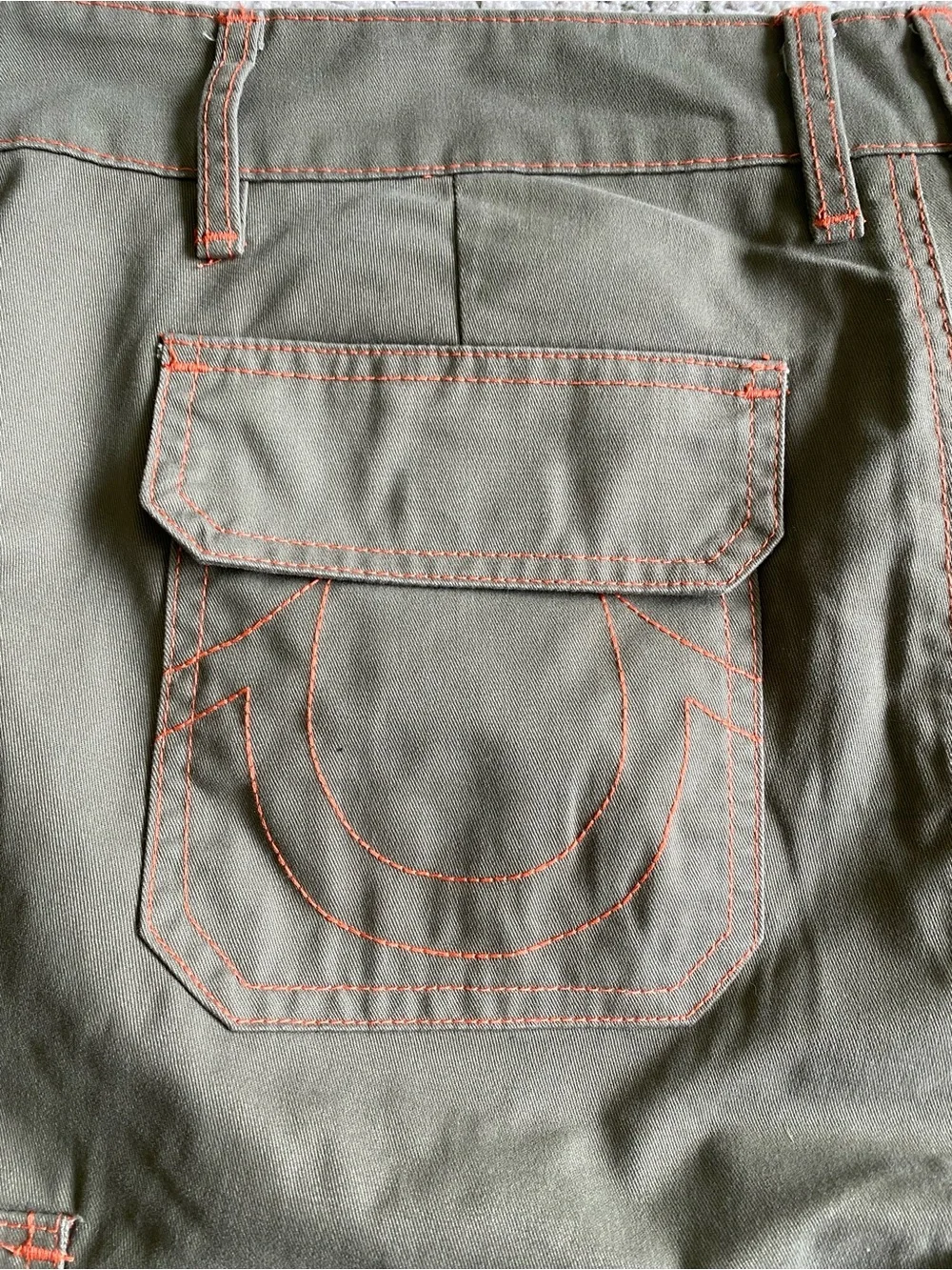 NEW True religion men's green cargo shorts 108056R7 Size 38